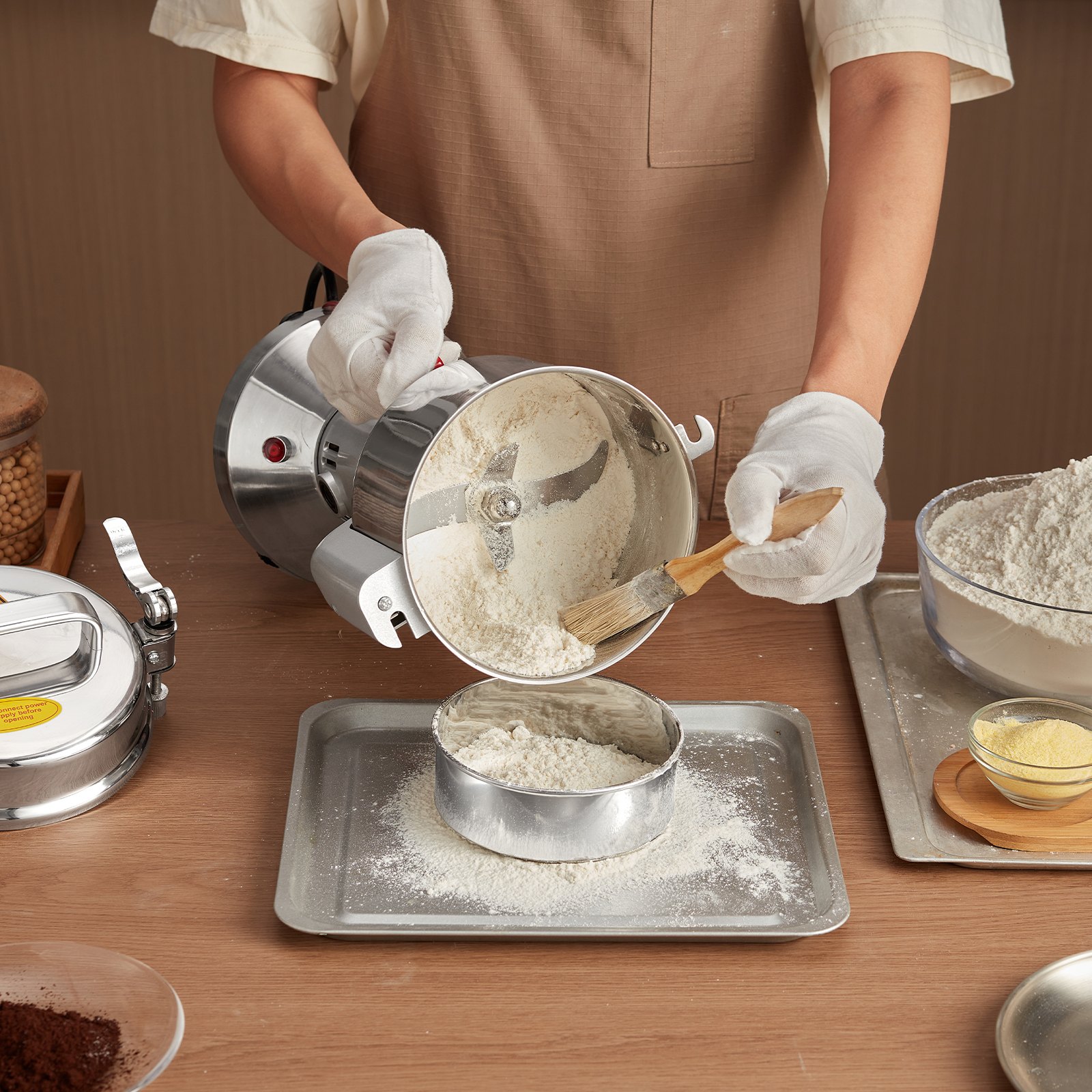 VEVOR 550g Mulino Elettrico per Cereali, Macina Spezie Commerciale Alta Velocità 2000 W, Macchina Polverizzazione in Acciaio Inox, per Cereali Secchi, Spezie, Caffè, Mais, Pepe, Tipo Oscillante