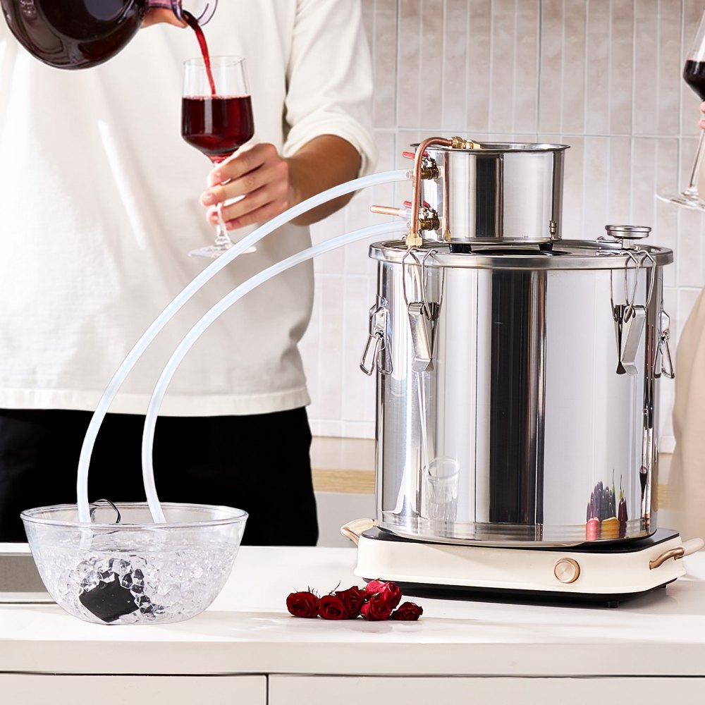 VEVOR Distillatore di Alcol 30 L Distillatore di Alcol Acqua in Acciaio Inossidabile con Bobina di Rame, Kit di Fermentazione per Raffinazione Birra Fatta in Casa con Termometro e Pompa, Argento
