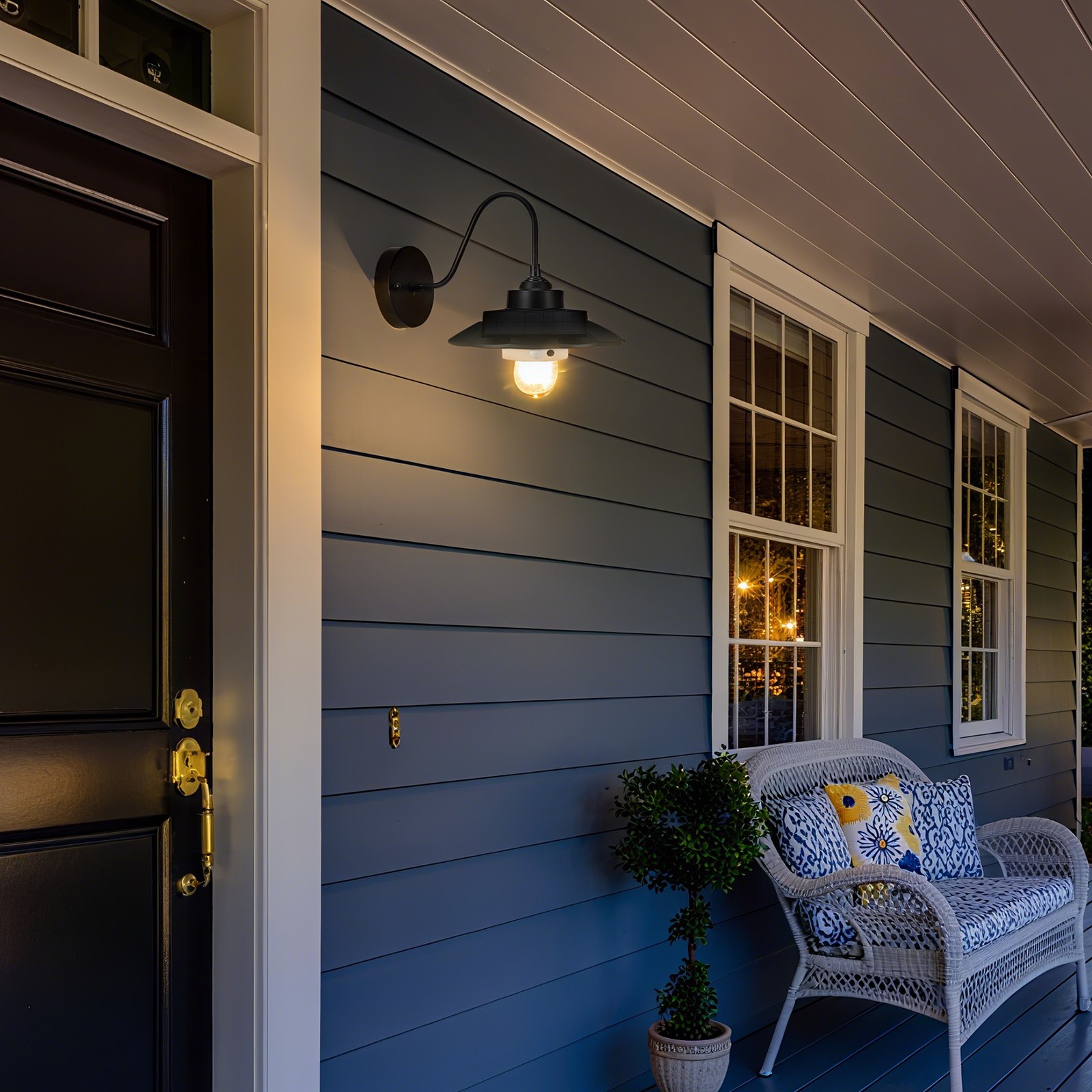 VEVOR Solar Outdoor Barn Light, 3 Lighting Modes and Motion Sensor, 1-Pack Gooseneck Light Fixture,Farmhouse Wall Sconce, with E26 Bulb Compatible, Waterproof for Porch, House, Entryway, Garage, Black