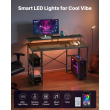 VEVOR Scrivania per Computer, Tavolo da Ufficio con Luci LED Intelligenti e Prese di Corrente, Scrivania Gaming Ergonomica con Supporto per Monitor e Ripiani Portaoggetti a 2 Livelli