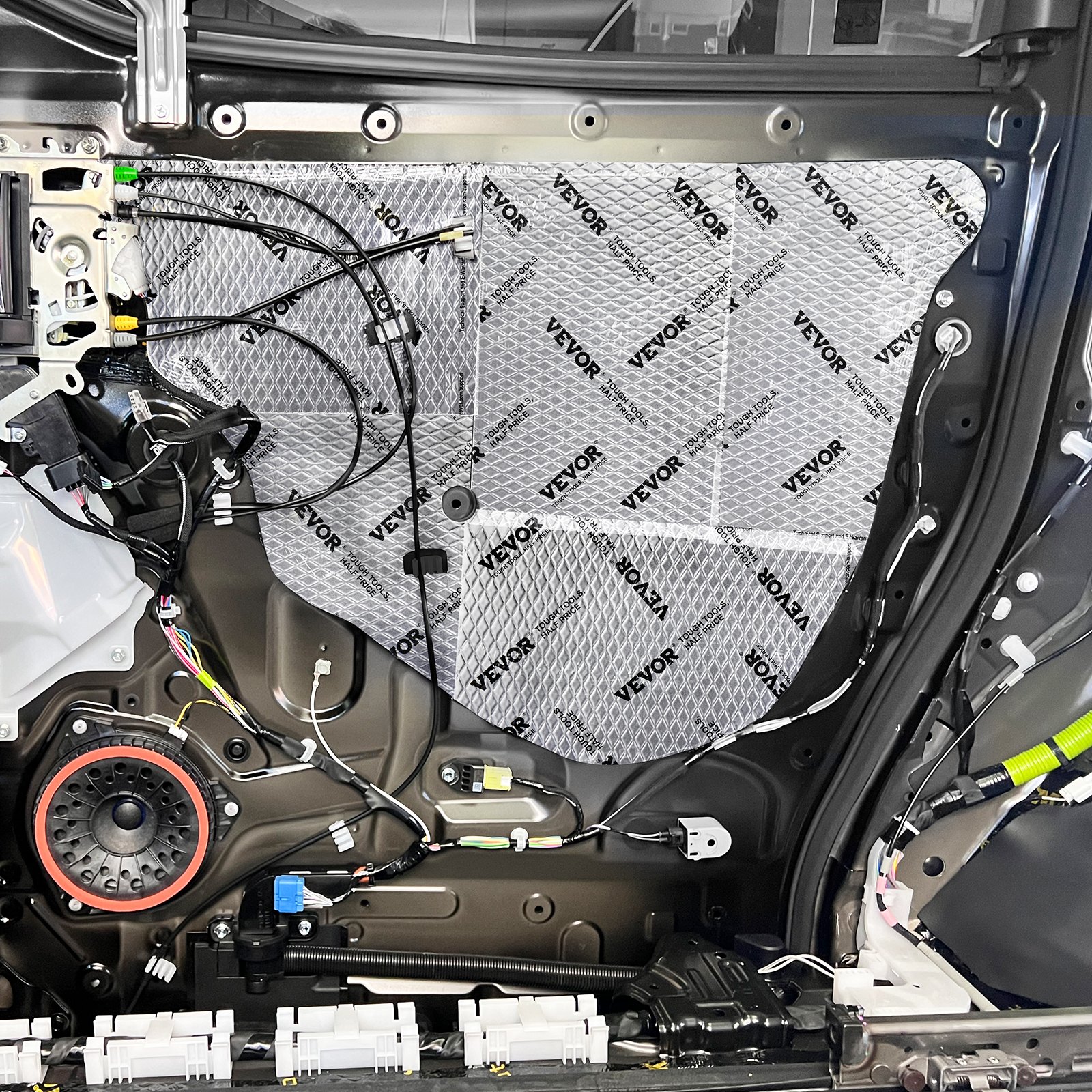 VEVOR Tappetino Fonoassorbente 2 mm Isolamento Acustico per Auto 3,3m² Materiale Fonoassorbente per Veicoli Gomma Butilica 248,9 x 398,8 mm, Tappetino Tagliabile Isolante Antirumore per Veicoli Auto