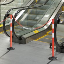 VEVOR Pali Delimitatori di Traffico, 2 Pezzi, Paletti di Sicurezza Stradale da 871 mm con Base Appesantita e Strisce Riflettenti e Catena, Pali Delimitatori per Cantieri Edili, Parcheggi, Rosso