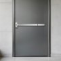 VEVOR Push Bar Panic Exit Device, 788 mm Stainless Steel Commercial Panic Bar for Exit Doors, Emergency Exit Door Hardware with Dual Locking Bolt and Sticker, for 788 mm-1168 mm Wood or Metal Door