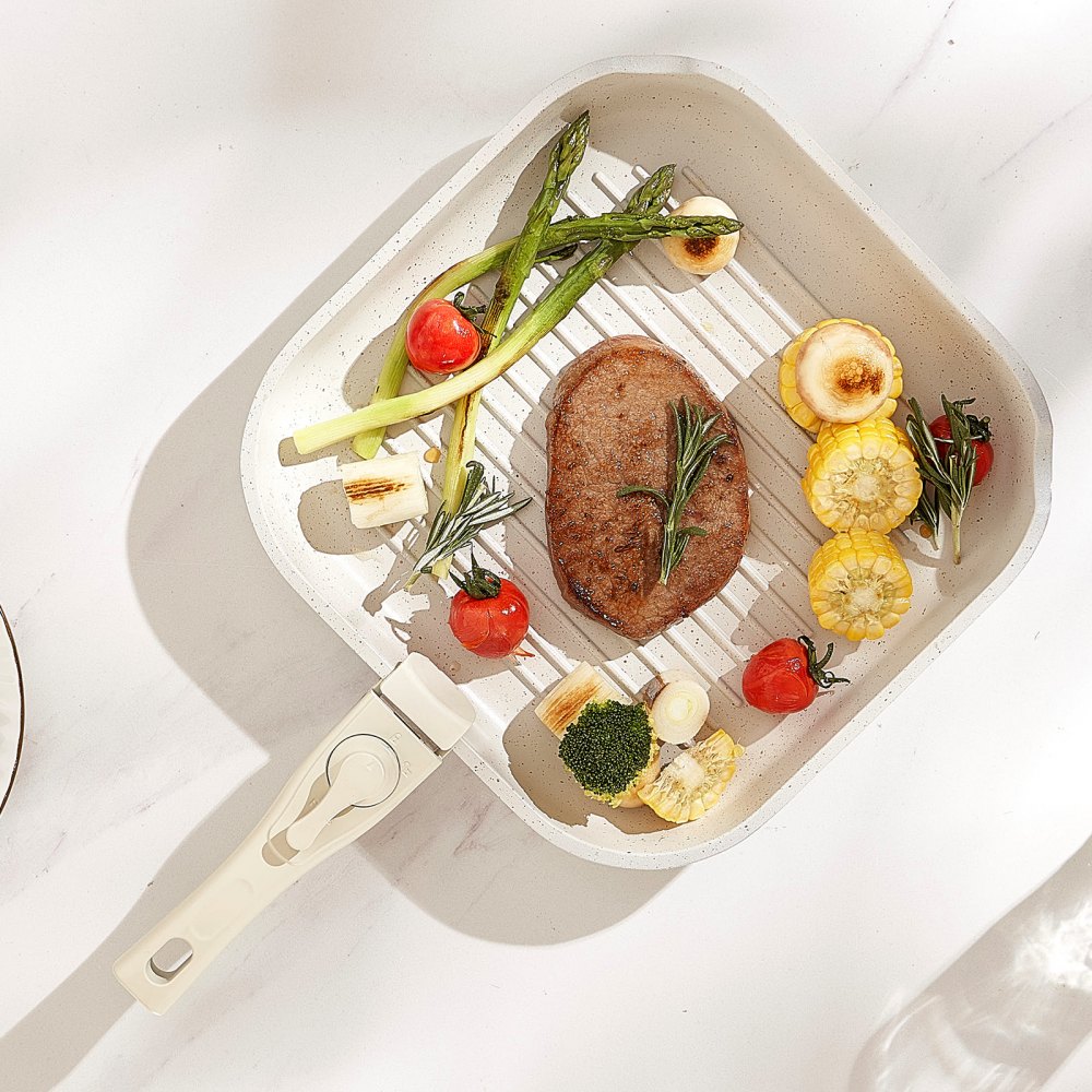 VEVOR Pentole e Padelle Antiaderenti, con Manico Staccabile, Set di Pentole a Induzione da Cucina per Camper, con Frittura, Coperchi in Vetro Temperato, Adatti Forno, Bianco 17 Pezzi