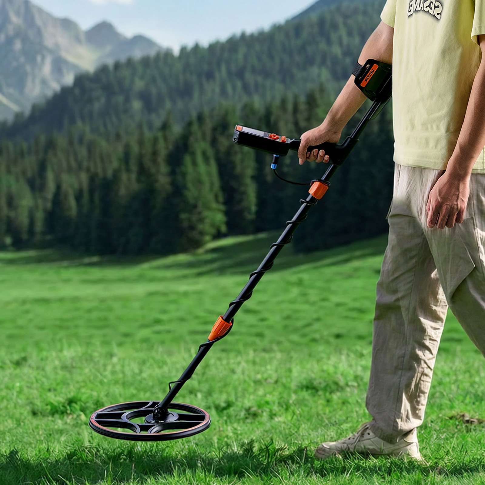 VEVOR Waterproof Metal Detector, 304.8 mm, Professional High Accuracy Gold Detector for Adults, with Display, Wireless Headphones, 7 Modes, Adjustable Length, for Detecting Gold Treasure Hunting, IP68