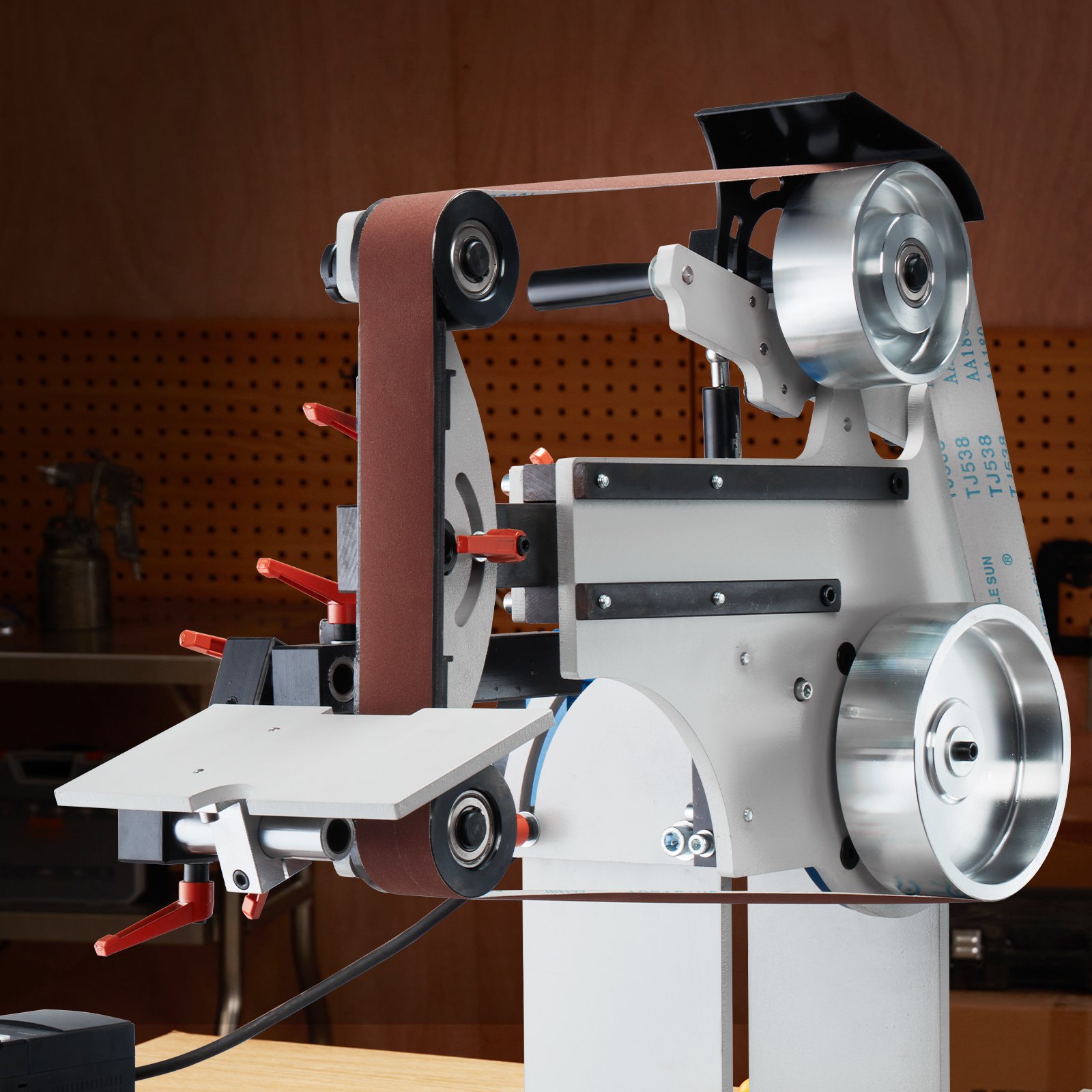 VEVOR Belt Sander, 72 x 2 inch Belt Polisher with Variable Speed and VFD, 1500 W Knife Sharpener with 3 Grinding Shapes and 3 Sanding Belts for Metalworking, Compatible with 72"- 82 x 2" Belts