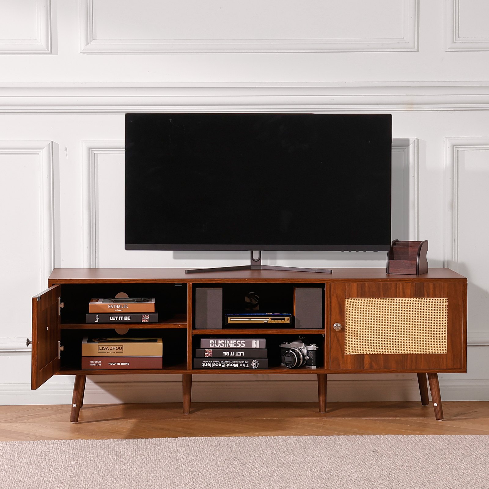 VEVOR Rattan TV Stand, Modern TV Cabinet for 165 cm TVs, Boho Rattan TV Cabinet with Built-in Power Outlet & USB Ports, Adjustable Shelves for Living Room, Media Room, Walnut