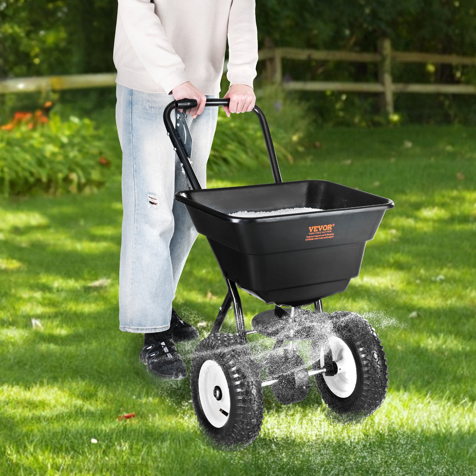 VEVOR Spandiconcime Portata max. 36 kg Carrello Spanditore per Semi con Ruote Grandi 305 mm, Spanditore Tramoggia da 25,5 L Seminatrice da Prato in Acciaio per Terreni Prato Agricoli Giardino, Nero