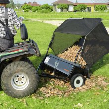 VEVOR Spazzatrice da Giardino Trainata, Larghezza da 111,8 cm, Raccoglitore di Foglie ed Erba di Grande Capacità da 0,7 m³, Spazzatrice Resistente, Altezza Regolabile per Cortile, Prato, Fattoria