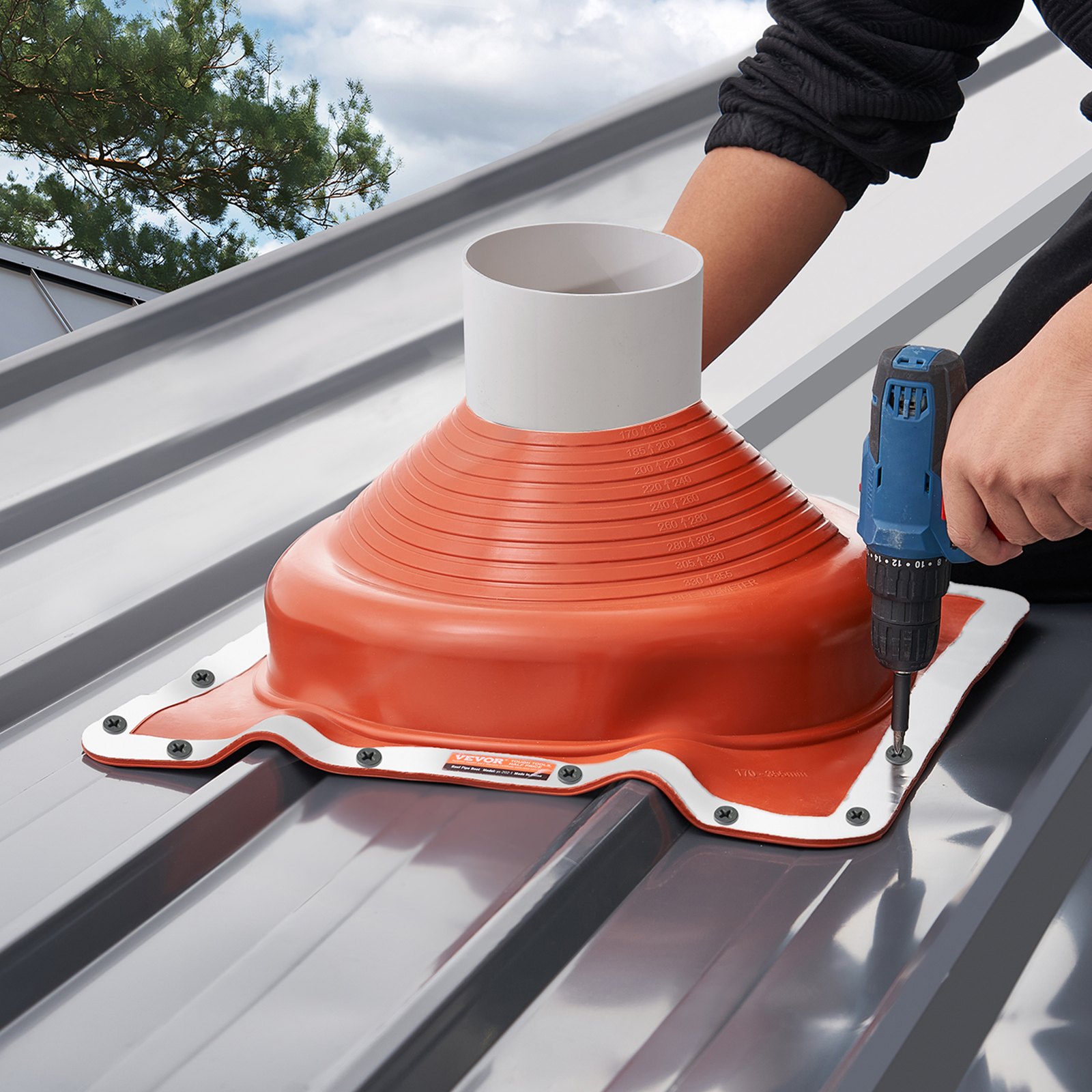 VEVOR Guarnizione per Tubo di Tetto Diametro Esterno 170-355 mm, Guarnizione Flessibile in Silicone Alta Temperatura -74℃-225℃, Base Quadrata in Metallo Resistente, per Camini Tubi di Sfiato 2 Pezzi