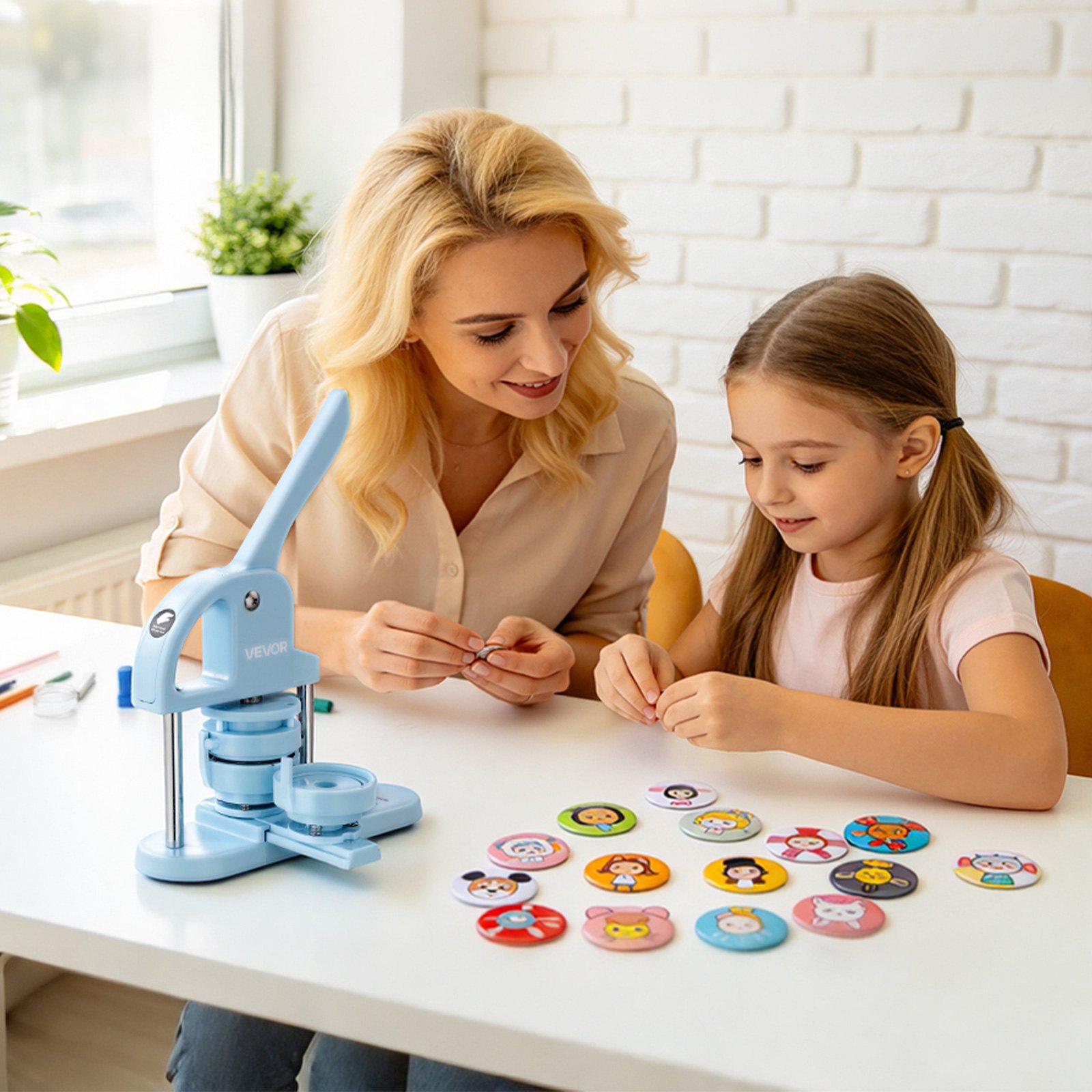 VEVOR Kit Creazione di Bottoni 50 Set di Magneti da 32 mm, Componenti per Bottoni con Retro Magnetico Gusci in Metallo Pellicole e Fogli di Carta Circolare, per Decorazioni in Cucina su Frigorifero