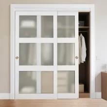 VEVOR Porta Scorrevole per Armadio, 1829 mm x 2032 mm, in Vetro Smerigliato a 5 Livelli con Kit Ferramenta, Lastra in Legno Massello e MDF con Superficie Impermeabile per Armadi Camere da Letto