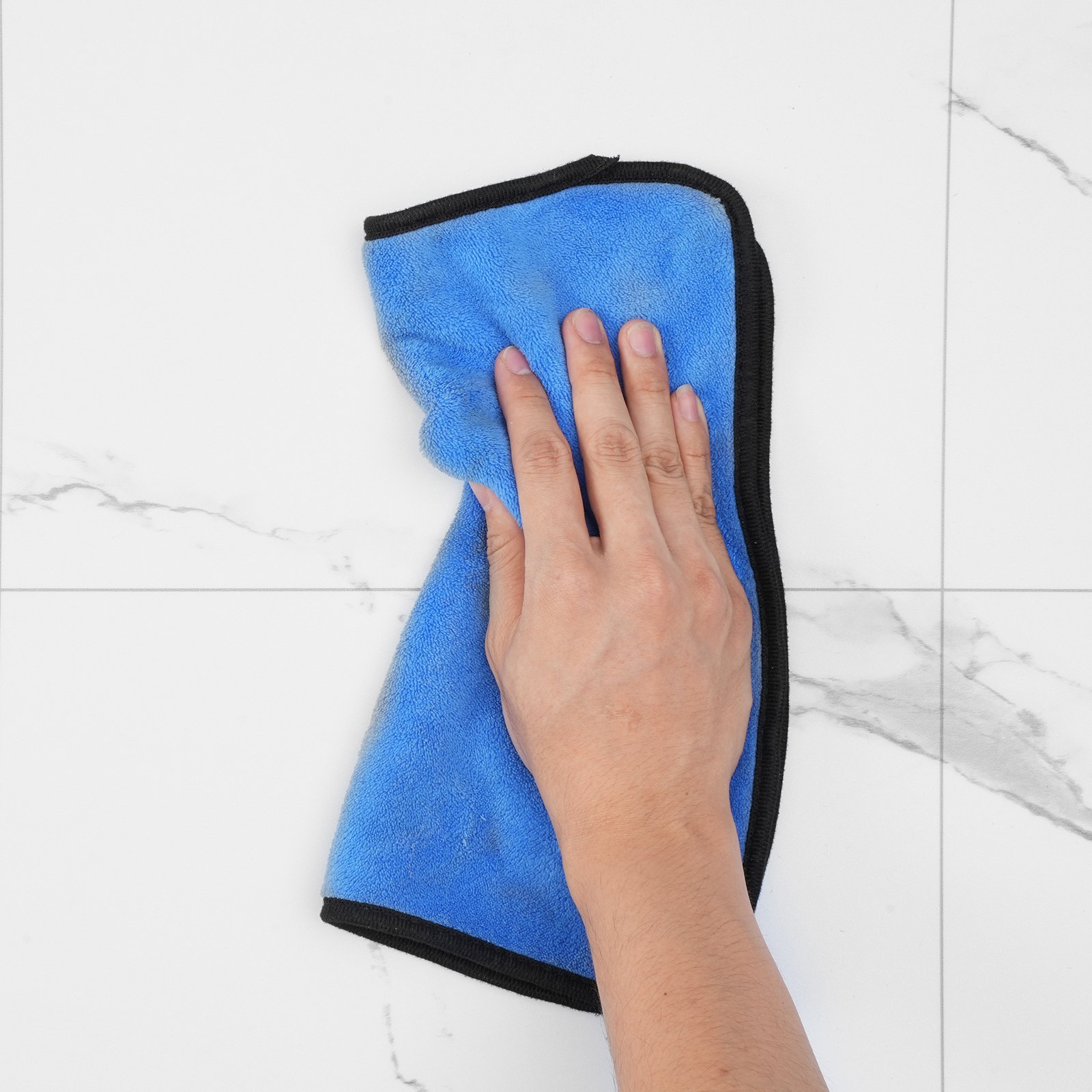 VEVOR Piastrelle per Pavimenti Autoadesive in Vinile 9900 mm x 600 mm Spessore 1,5 mm Struttura Marmo Bianco per Cucina, Sala da Pranzo, Camere da Letto, Bagni, Facili per l'Arredamento della Casa