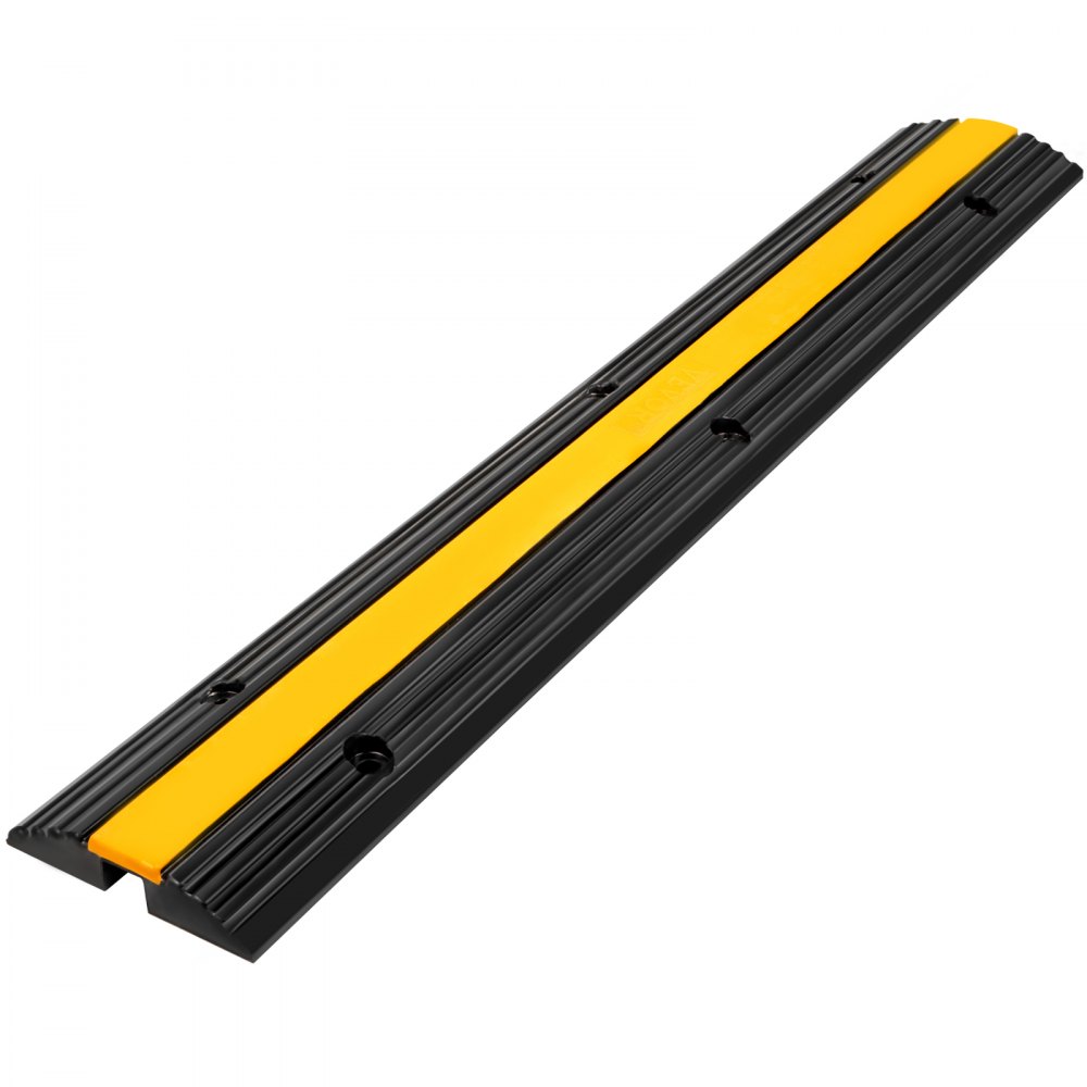 Rampa protectora de cables VEVOR con superficie antideslizante amarilla y negra para una gestión segura de cables.