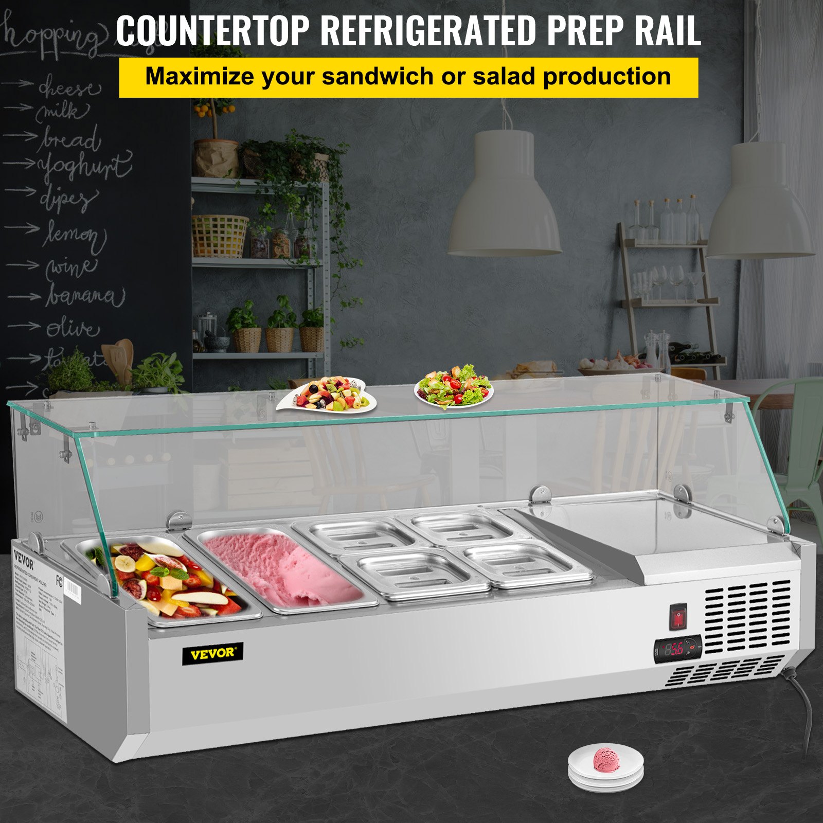 Estación de preparación refrigerada VEVOR con bandejas con ingredientes frescos y tres ensaladeras en la encimera.