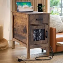 Mesita de noche estilo granja con puertos USB y tomas de corriente, 3 niveles de almacenamiento