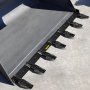VEVOR Barra de Dientes del Cucharón, Barra de Dientes Espaciadora para Cucharón Cargador 23 TF El Cucharón con Dientes Atornillados, Permite la Penetración de Suelo Compactado y Otros Materiales