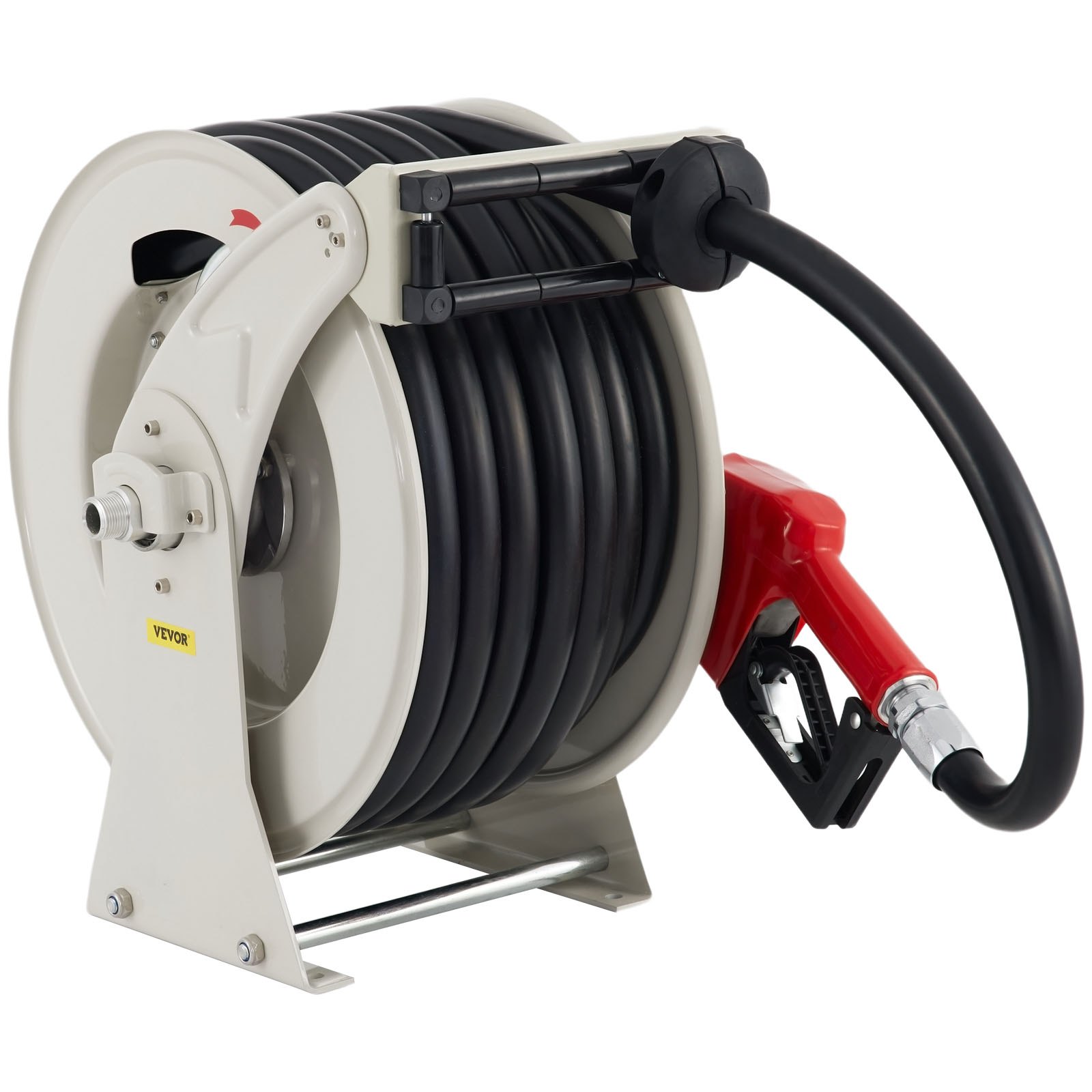 Carrete de manguera de combustible VEVOR con manguera negra y boquilla dispensadora roja en un marco blanco resistente.