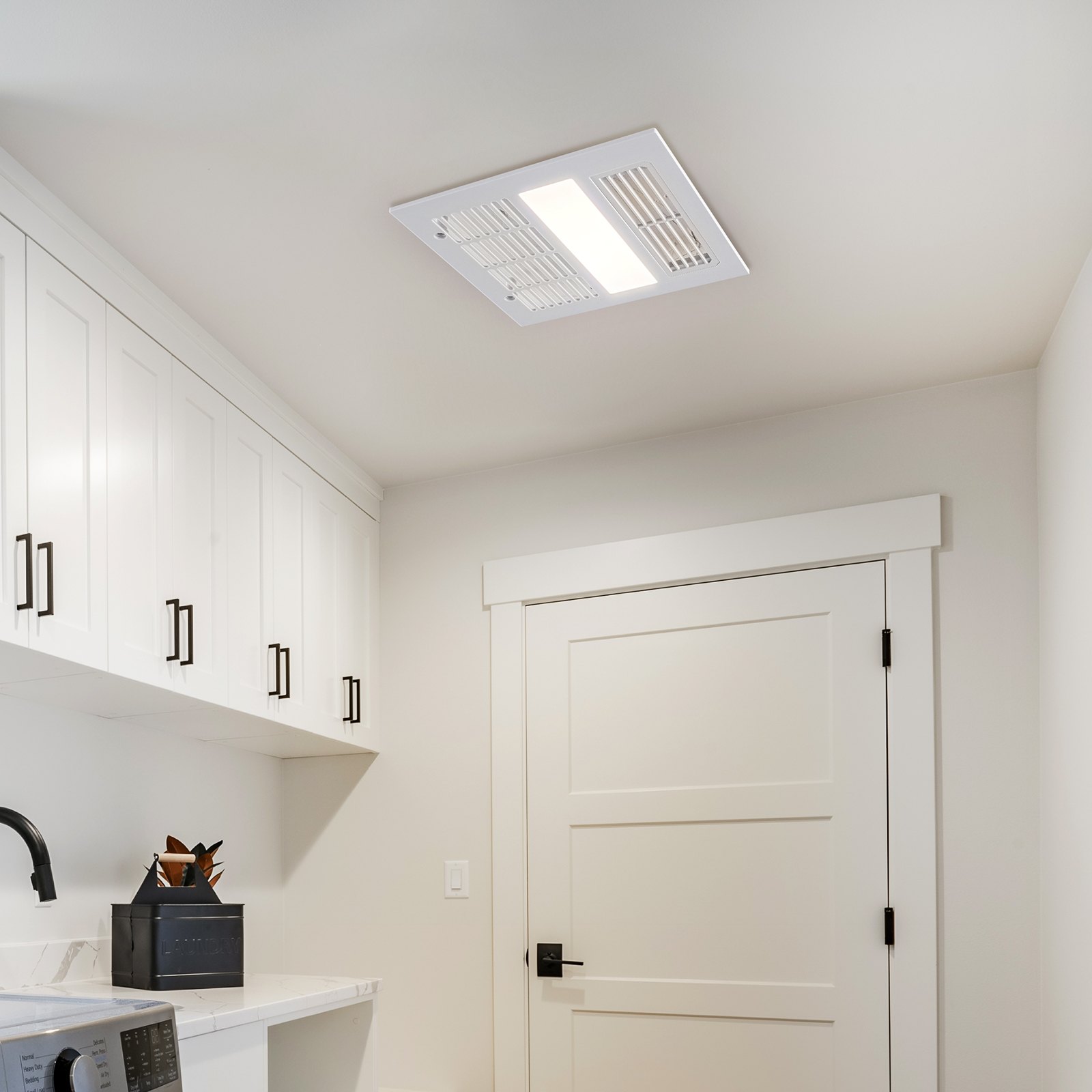 Ventilador extractor de baño VEVOR, calefacción de 1500 W, ventilación de alta eficiencia de 110 CFM, funcionamiento silencioso de 1,5 sones, ventilador de techo de bajo consumo para baños, apto para diversos tipos de techo.