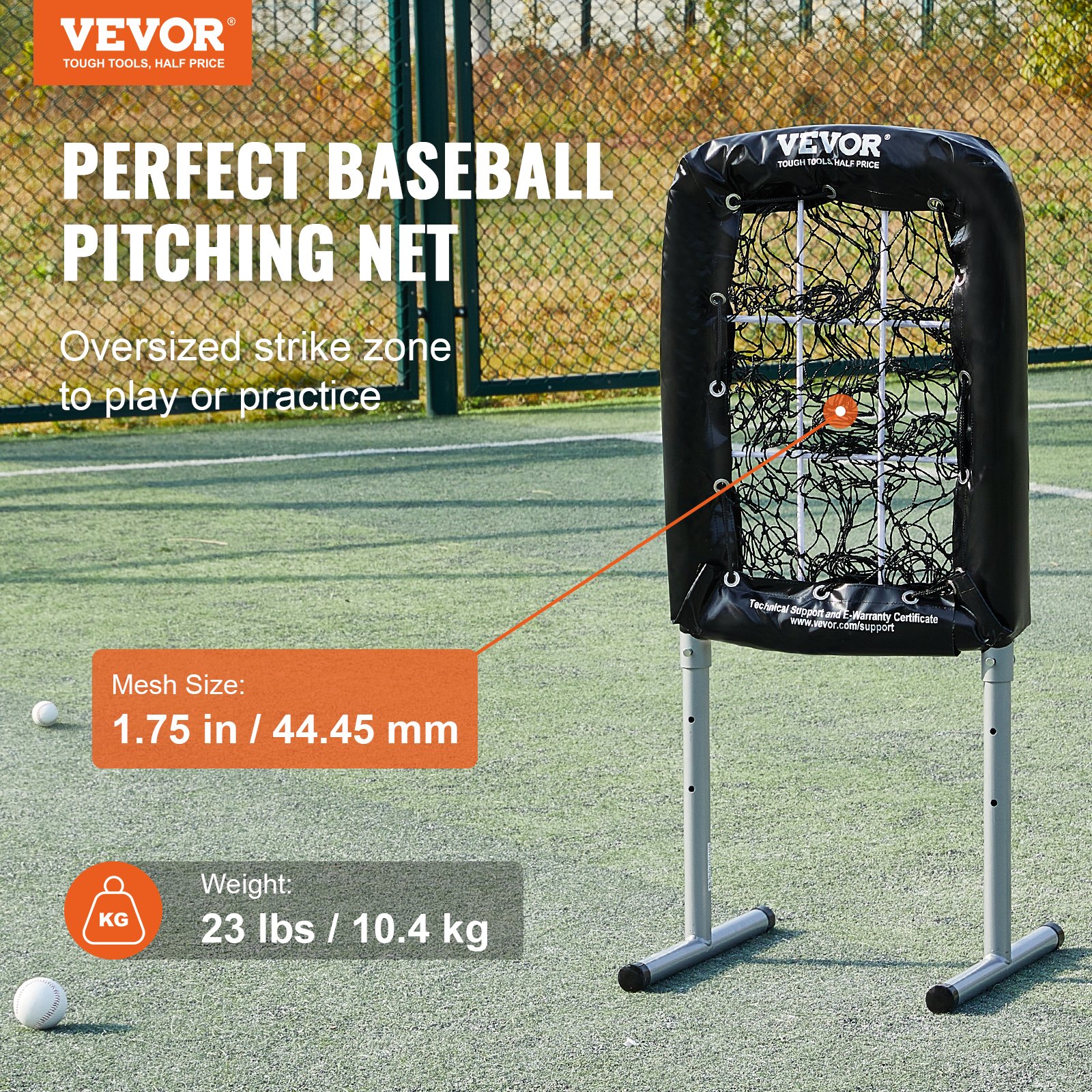 Red de entrenamiento de béisbol VEVOR con zona de strike de gran tamaño, malla de 1,75 pulgadas y 23 libras de peso en el campo.