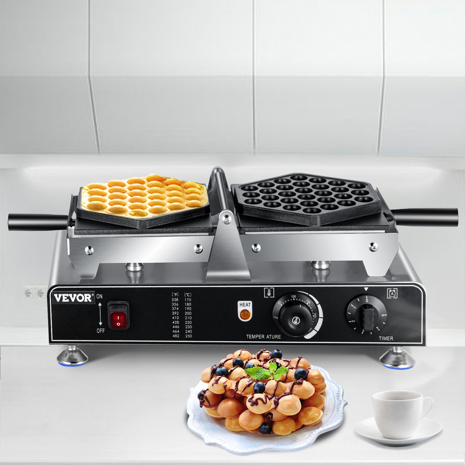Máquina para hacer waffles con burbujas VEVOR en uso con waffles terminados y una taza de café al lado.