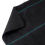 Barrera contra malezas VEVOR con líneas verdes que muestran una tela negra duradera y flexible.