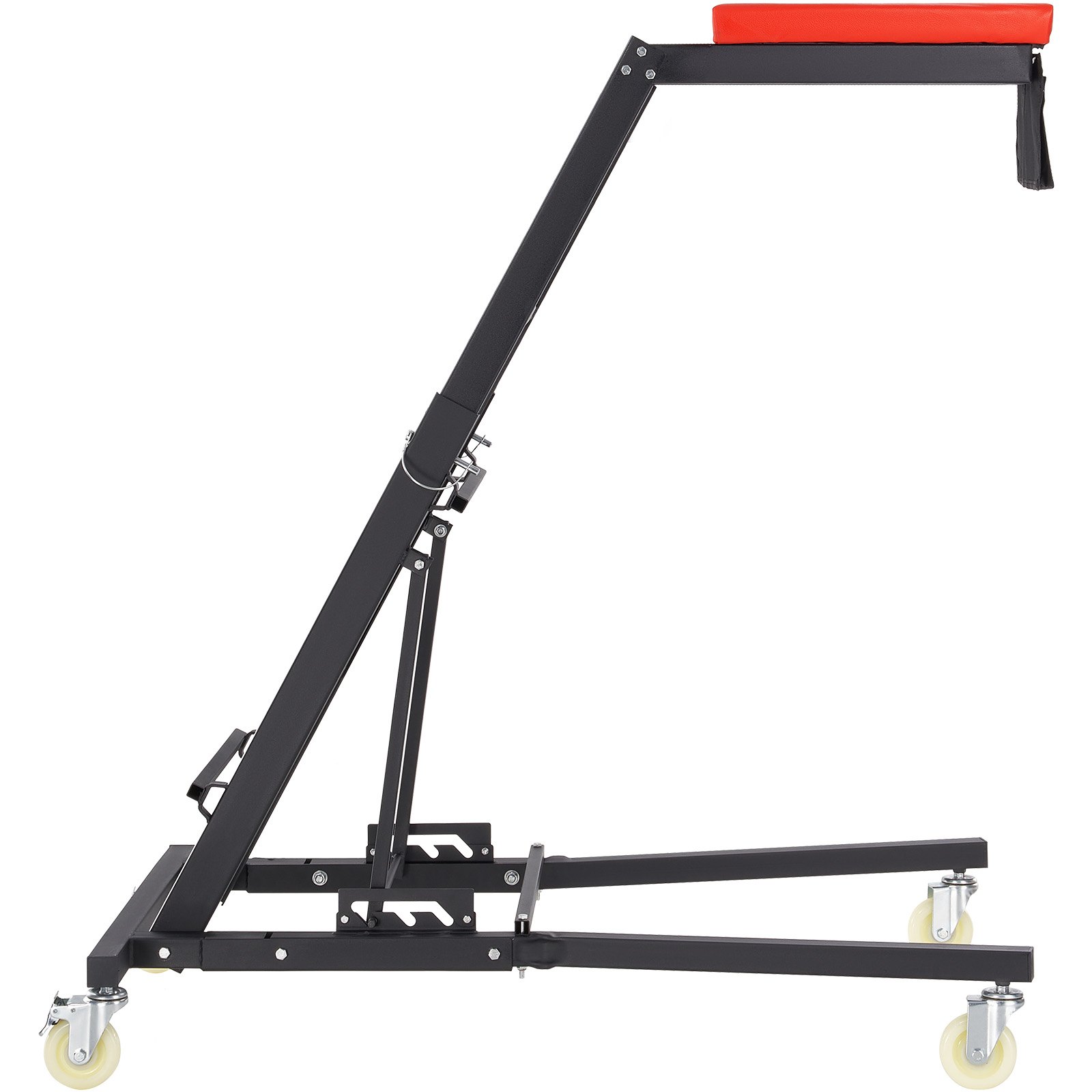 Camión de plataforma para automóvil VEVOR de color negro con parte superior acolchada en color rojo y cuatro ruedas giratorias.