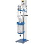 Reactor encamisado VEVOR con contenedor de vidrio, unidad de control y estructura de soporte.