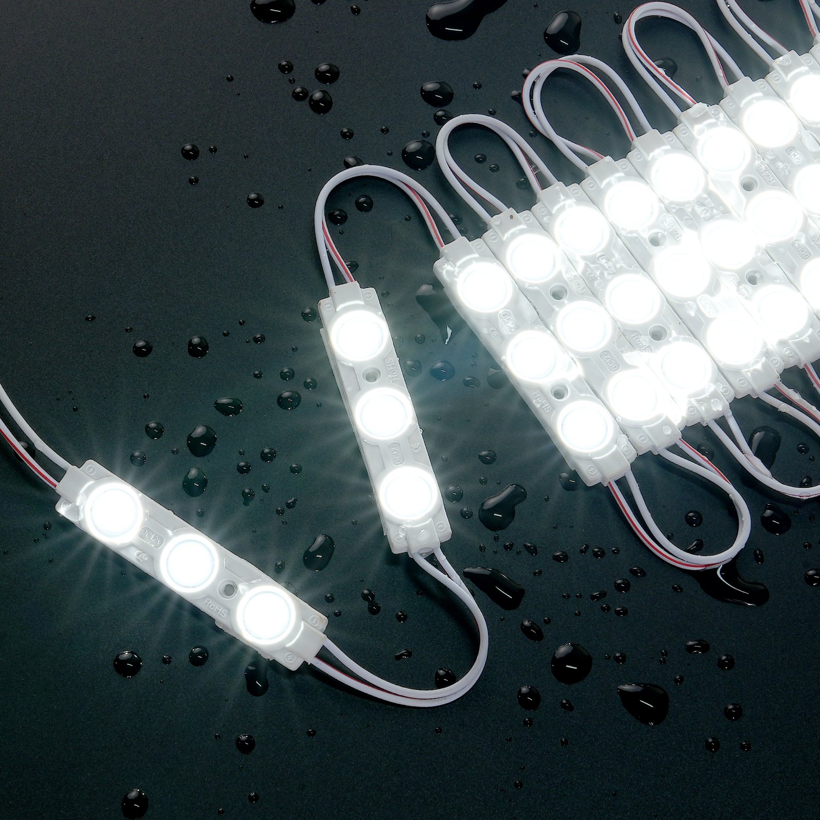 VEVOR 200 luces LED para escaparate, 103 pies CC 12 V, luces de módulo LED, 2835 SMD 3 LED 1,5 W, luces de ventana con cinta adhesiva en la parte posterior, para carteles publicitarios de ventanas de tiendas comerciales, IP68 resistente al agua