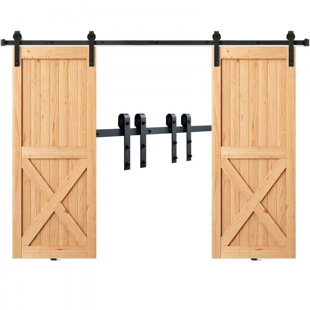 Puertas de madera con diseños en X sobre riel negro del kit de herrajes para puertas corredizas de granero VEVOR.