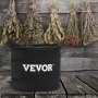 Kit de recortador en seco VEVOR con hierbas cosechadas colgadas sobre un fondo de madera rústica.