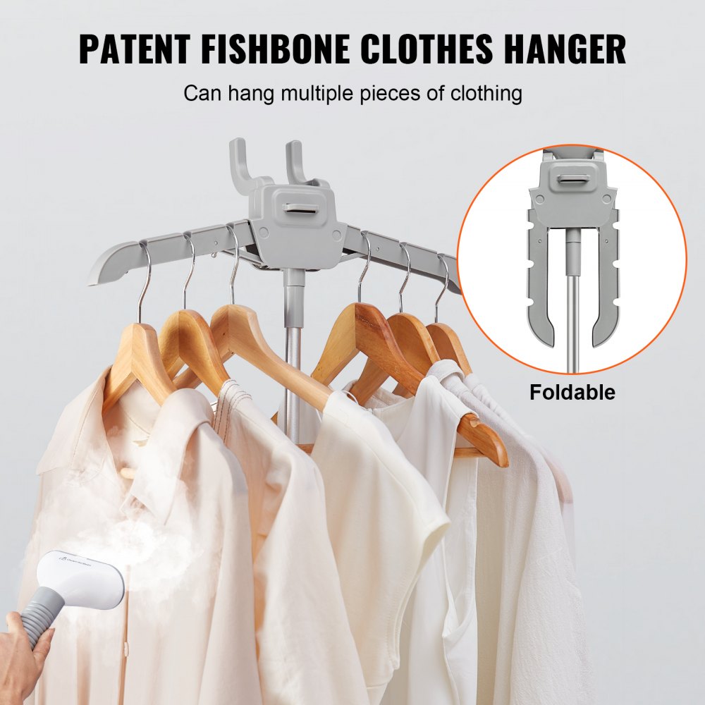 Vaporizador de pie VEVOR con percha patentada en forma de espina de pescado, que vaporiza una fila de camisas en perchas de madera.