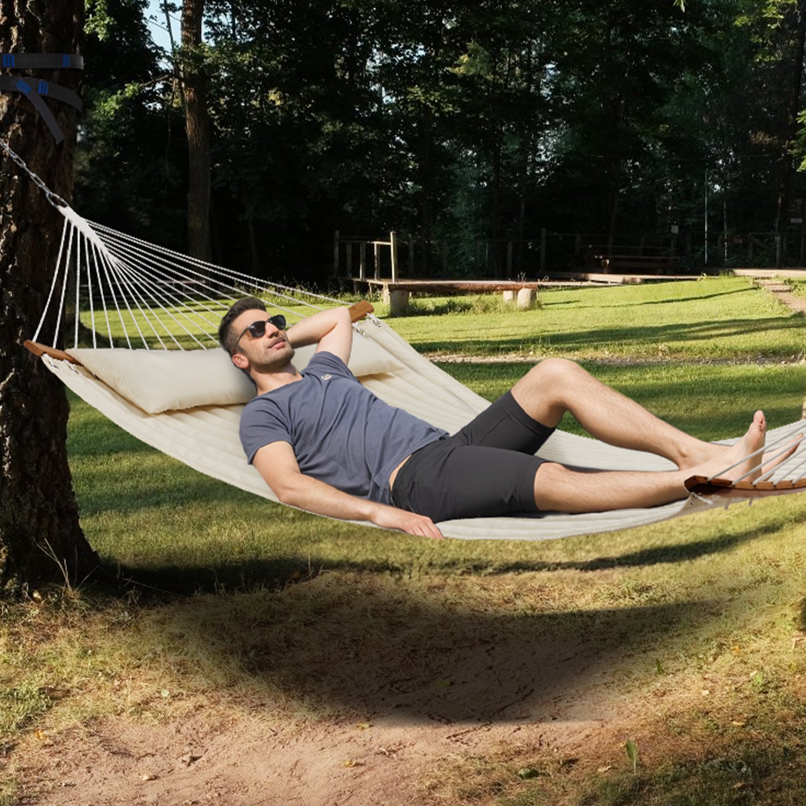 VEVOR Hamaca doble de tela acolchada, hamaca doble de 12 pies con barras curvadas, hamaca acolchada para 2 personas con almohada desmontable y cadenas para acampar al aire libre, patio, playa, capacidad de 480 libras