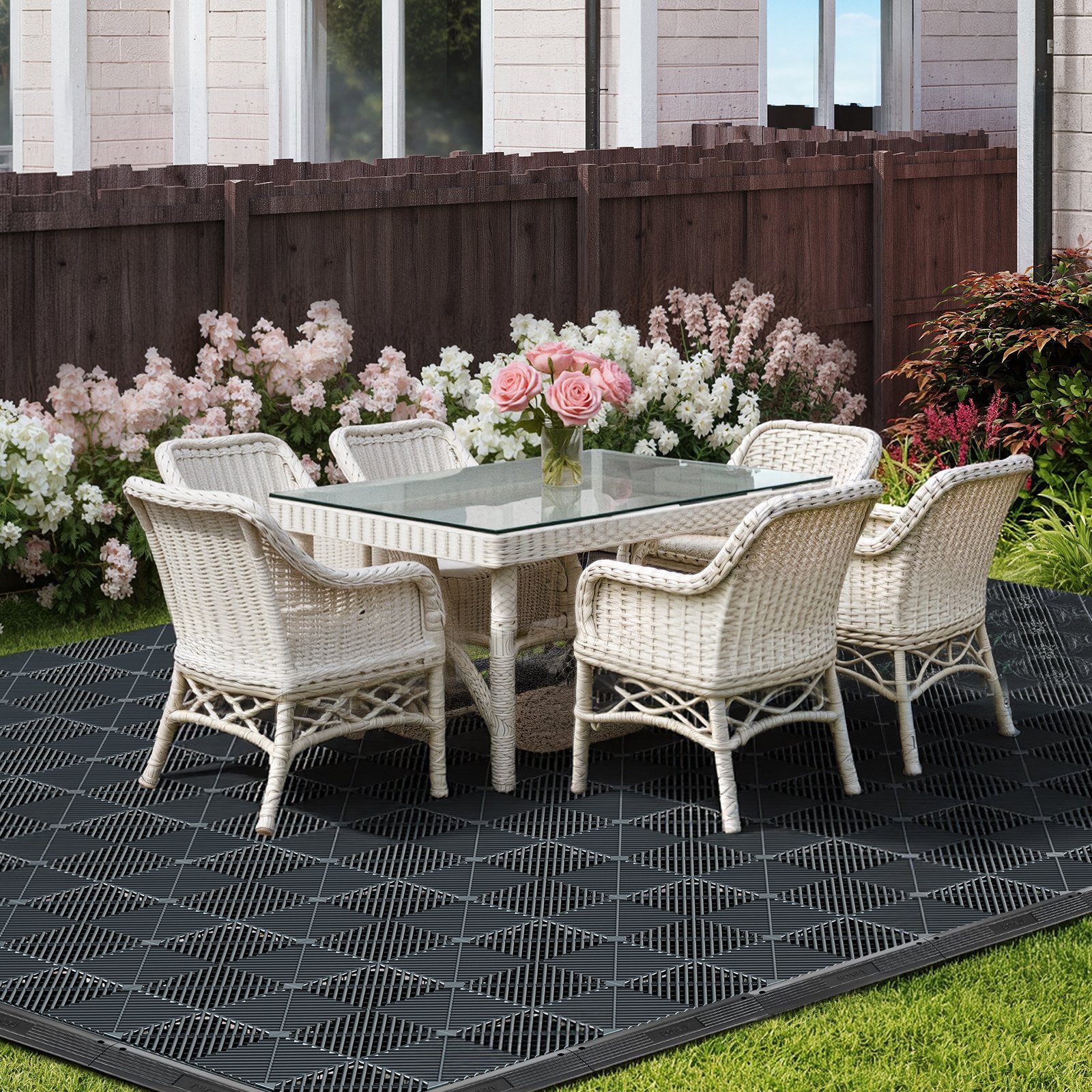 VEVOR Kit de Bordes para Baldosas Entrelazadas, Paquete de 11 Piezas y 4 Esquinas, Bordes de Transición para Azulejos de Drenaje para Suelo de Garaje, Polipropileno, para Terraza Taller Piscina, Negro