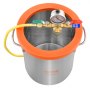 Cámara de vacío VEVOR con tapa naranja, manómetro y cuerpo de acero inoxidable.