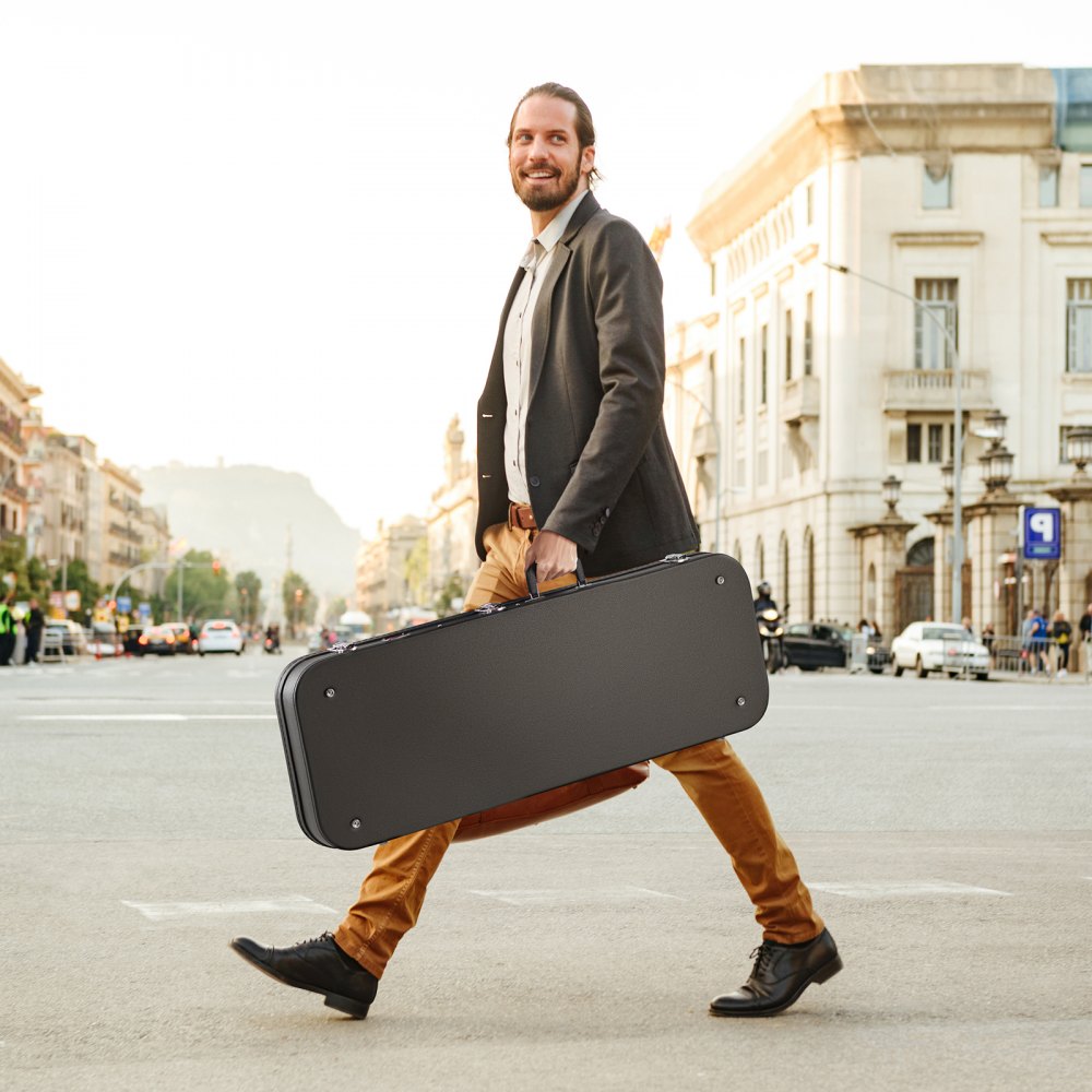 Estuche rígido para guitarra eléctrica VEVOR, rectangular, de 110 cm (43,11 pulgadas), con cierre de seguridad, llaves y asa, acolchado de PVC, forro suave, resistente al agua, para guitarras eléctricas de 99 cm (39 pulgadas), color negro.
