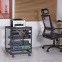 Configuración de oficina con rack de servidor VEVOR, cables de red, impresora, silla ergonómica y persianas.