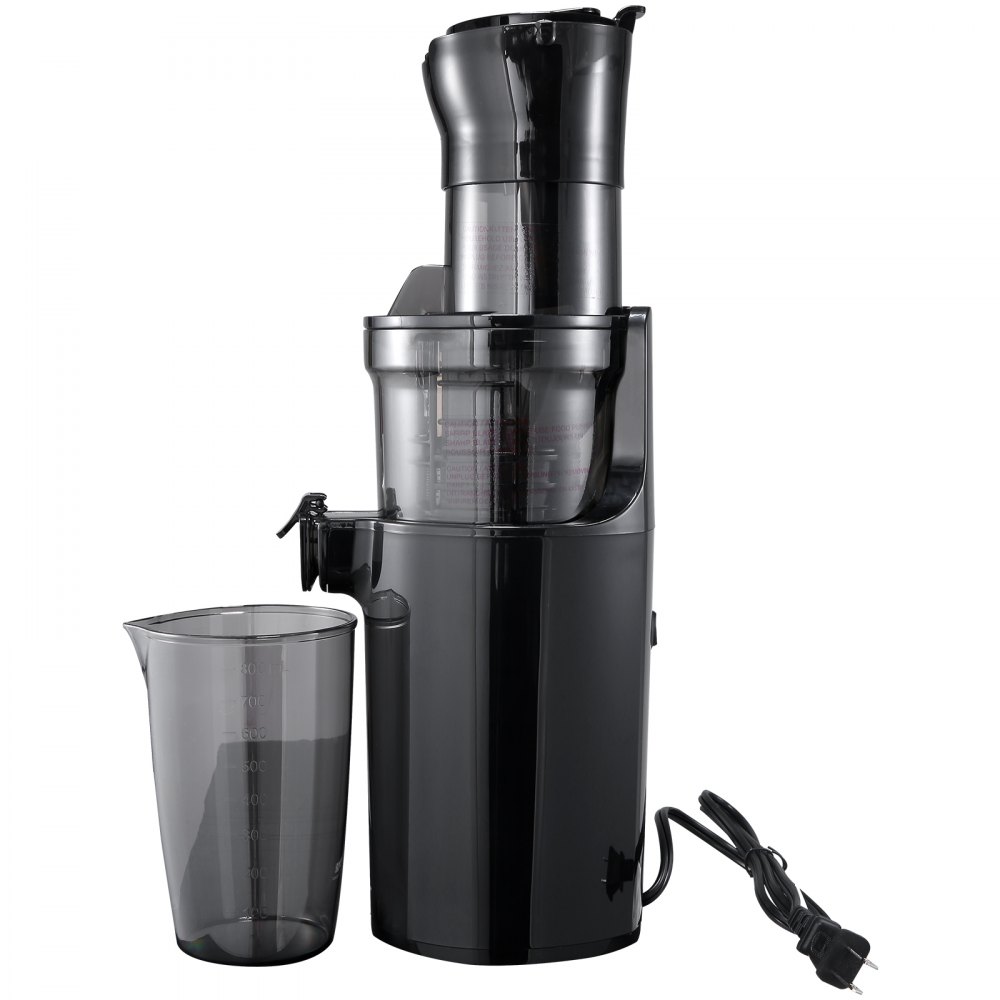Exprimidor masticador VEVOR negro con recipiente para jugo transparente y cable de alimentación.