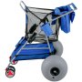 Carrito de playa VEVOR con ruedas grandes, bolsas de almacenamiento azules y una cubierta de malla, diseñado para facilitar el transporte de arena.