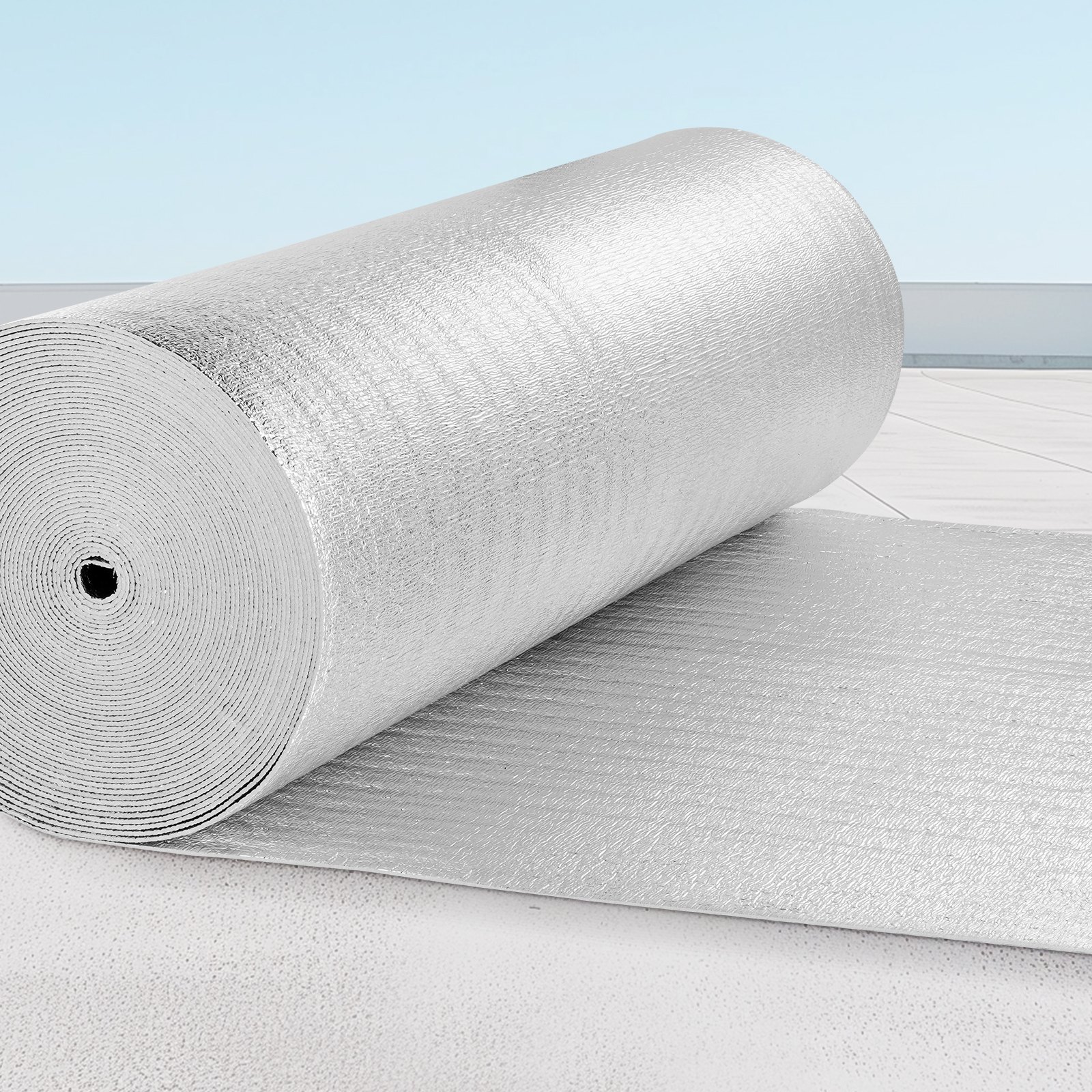 Rollo de aislamiento reflectante doble VEVOR, barrera radiante con núcleo de espuma, 3,2 mm, 122 cm x 30,5 m, lámina de aluminio de doble cara, espuma EPE, escudo reflectante de calor, rollo de aislamiento térmico para ventanas y techos de vehículos recreativos.