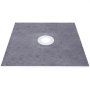 Kit de bordillo de ducha VEVOR con desagüe central sobre base de ducha gris.
