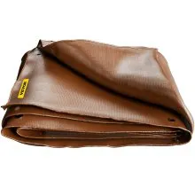 Lona resistente VEVOR, 30 x 30 pies, 16 mil de grosor, cubierta impermeable y resistente al sol para exteriores, lona de polietileno resistente a rasgaduras y desgarros con ojales y bordes reforzados para camión, caravana, barco, techo, tienda de campaña, camping, marrón