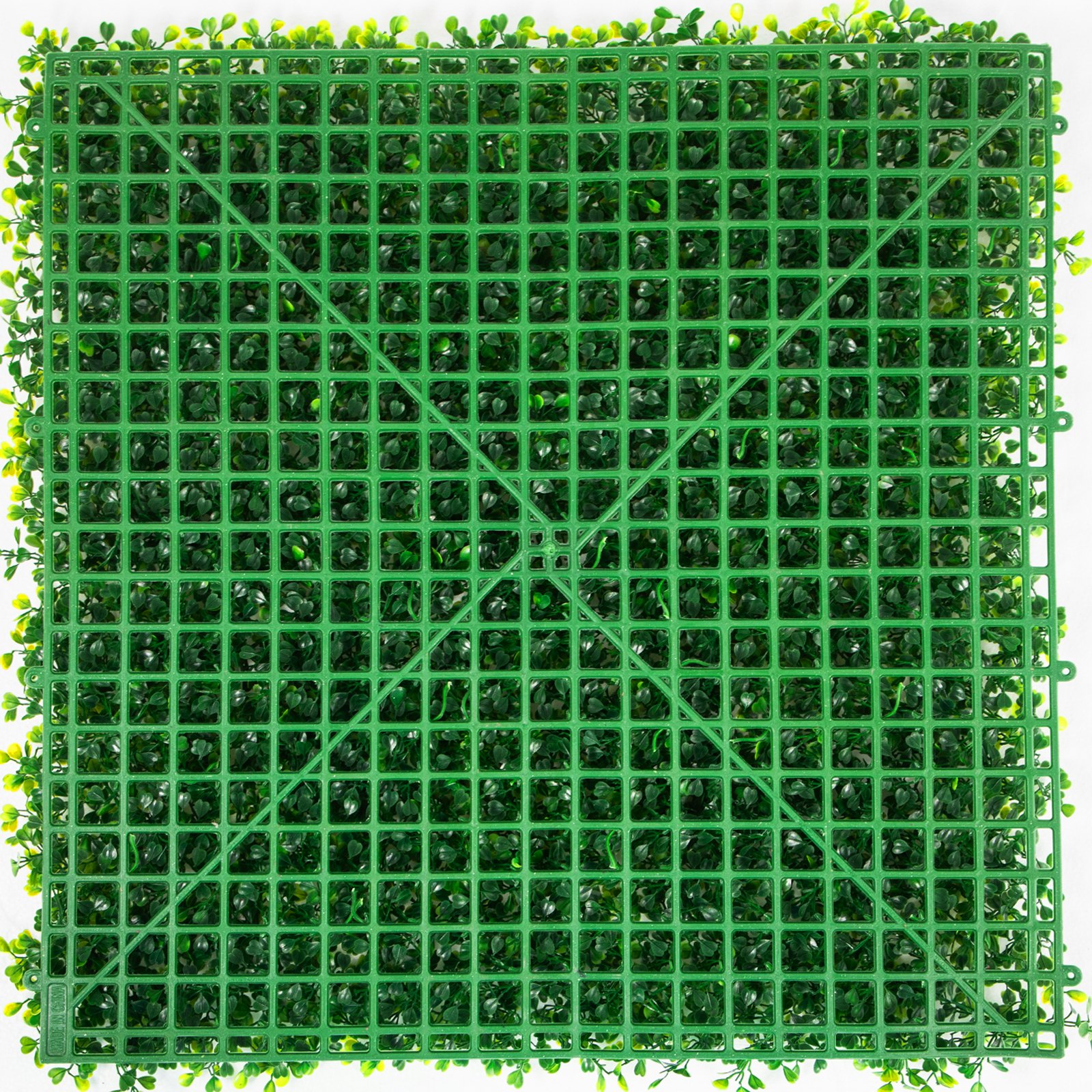 Paneles de boj verde VEVOR con respaldo de rejilla y exuberante follaje artificial.