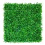 Panel de boj artificial verde VEVOR con hojas densas y exuberantes.