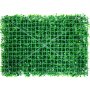 Panel de boj artificial VEVOR verde con hojas densas sobre una rejilla de plástico.