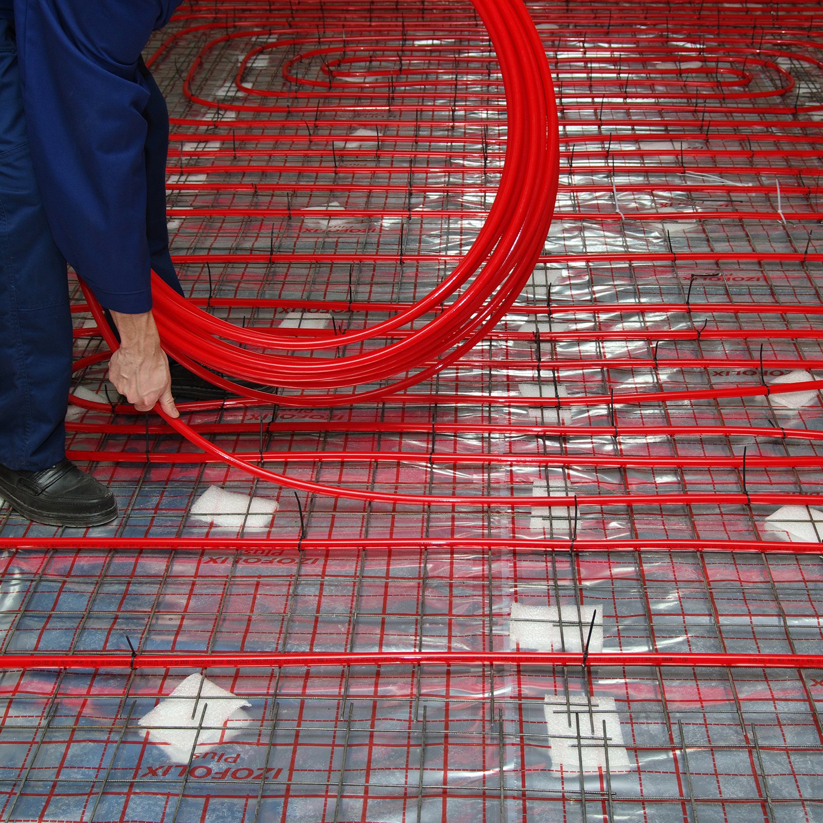 Tubería VEVOR PEX de 1/2 pulgada, 2 x 100 pies de longitud, tubería flexible PEX-A para agua potable, líneas de agua Pex para agua fría/caliente y fácil restauración, aplicaciones de plomería con cortador gratuito, azul y rojo