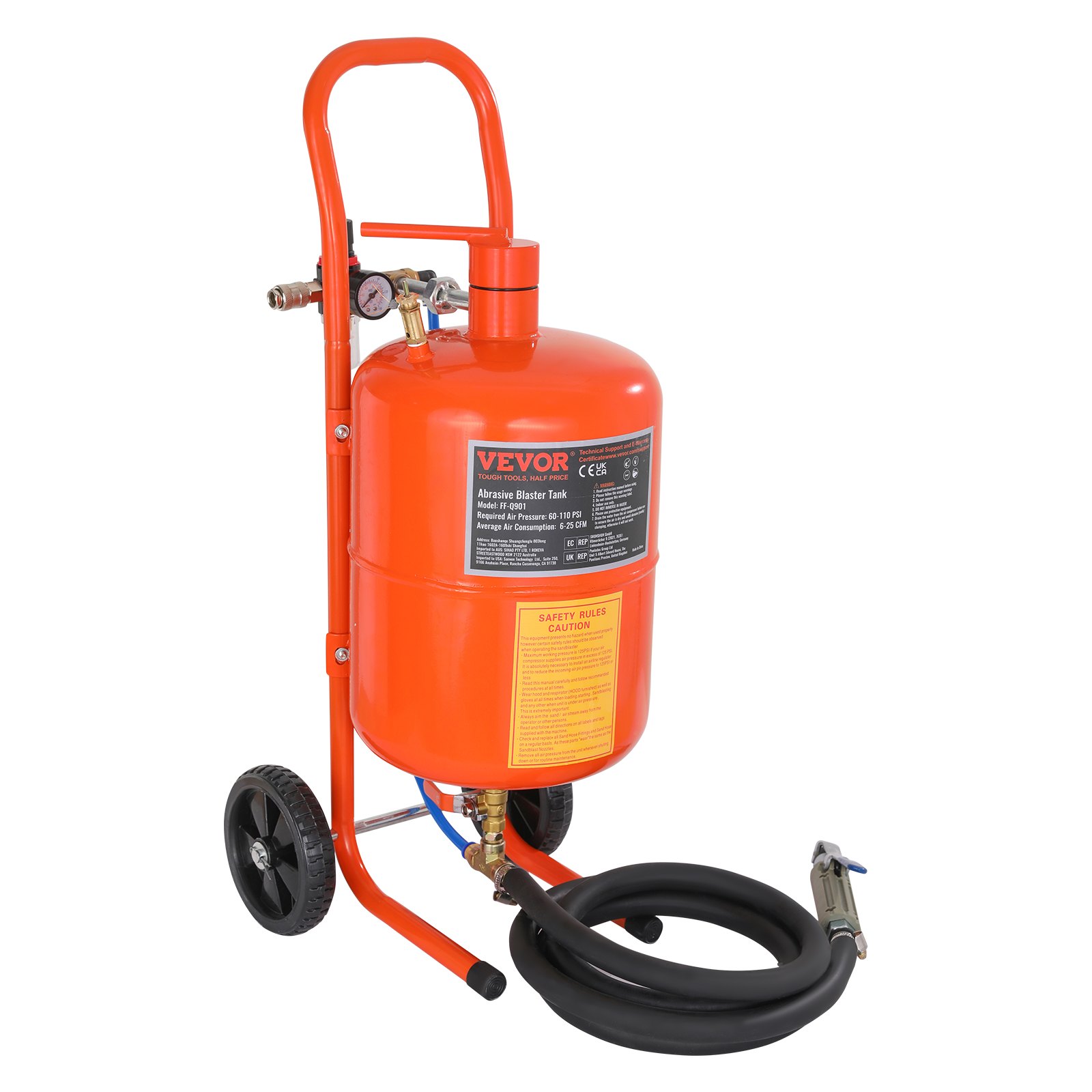 Chorreadora de arena VEVOR con tanque abrasivo naranja con dos ruedas y manguera adjunta.