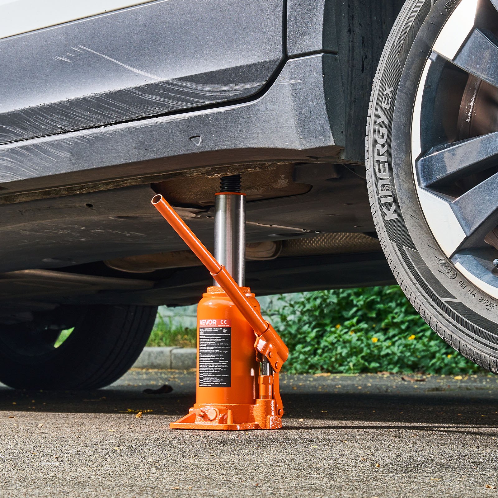 Gato hidráulico de botella VEVOR, capacidad de 20 toneladas (44 092 lb), rango de elevación de 8,9 a 17,1 pulgadas, resistente, soldado, para automóviles, SUV, camionetas, talleres mecánicos, elevadores de viviendas y equipos agrícolas, color naranja.