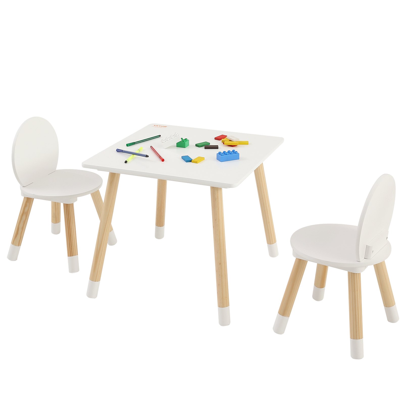 Juego de mesa infantil VEVOR blanco con patas de madera, dos sillas, crayones y bloques de construcción coloridos.
