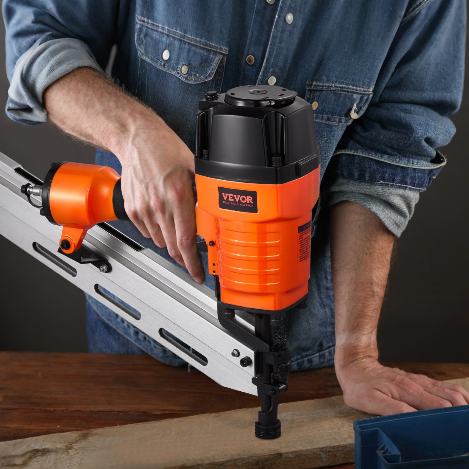 Clavadora neumática VEVOR para estructuras, de 80 a 120 PSI, de 2" a 3-1/2", con cabeza redonda completa de 21 grados, ajuste de profundidad sin herramientas y modos de gatillo duales, ideal para estructuras, cubiertas y pisos.
